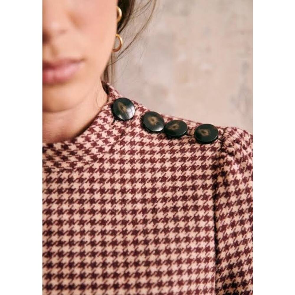 Sezane Erza Burgundy Mini Houndstooth Wool Button Shoulder Mini Dress EU 34 US 2 - Picture 2 of 10